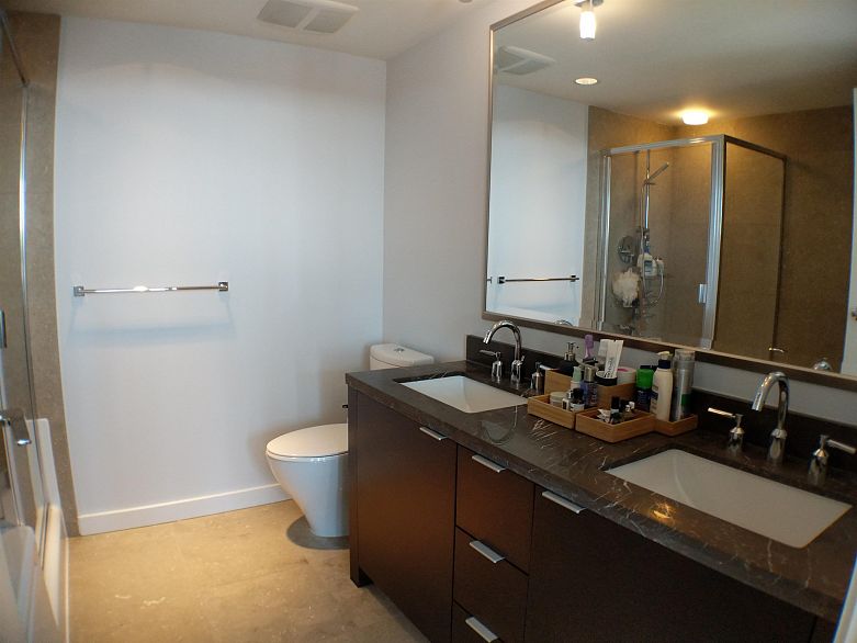 2305 918 Cooperage Way