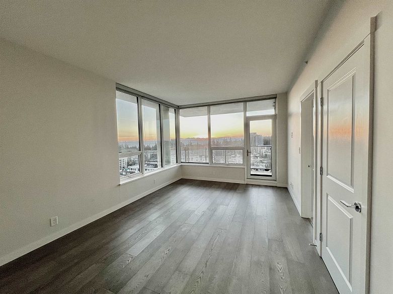 1602 3487 Binning Road