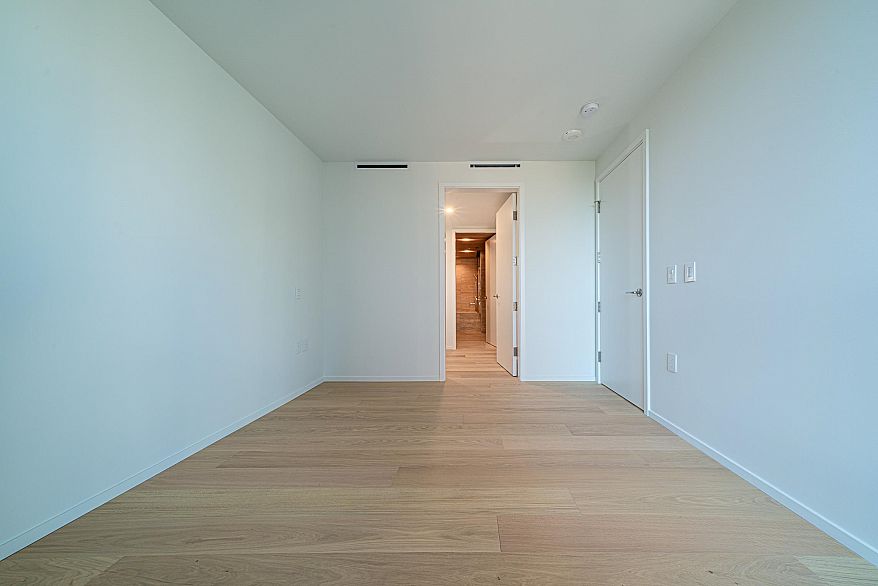 1203 1568 Alberni Street