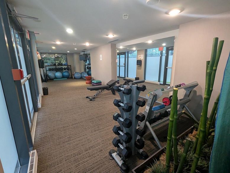 2305 918 Cooperage Way