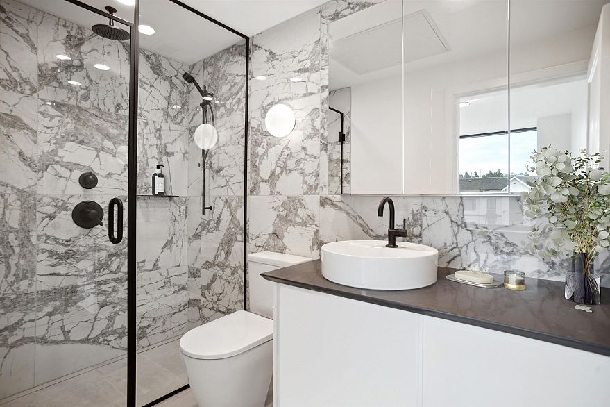 104 157 W King Edward Avenue