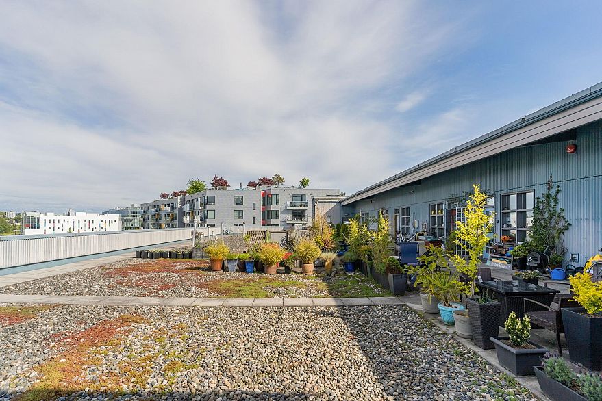 211 336 E 1st Avenue