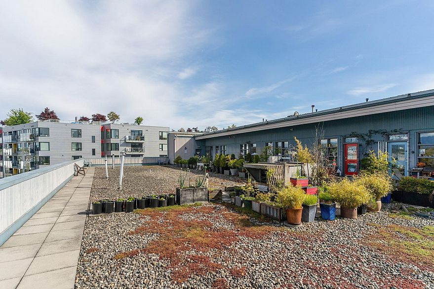 211 336 E 1st Avenue