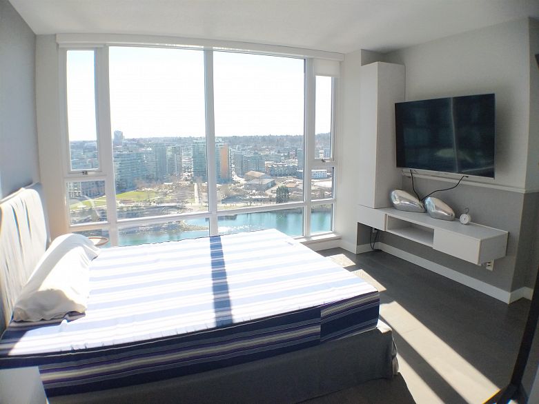 2305 918 Cooperage Way