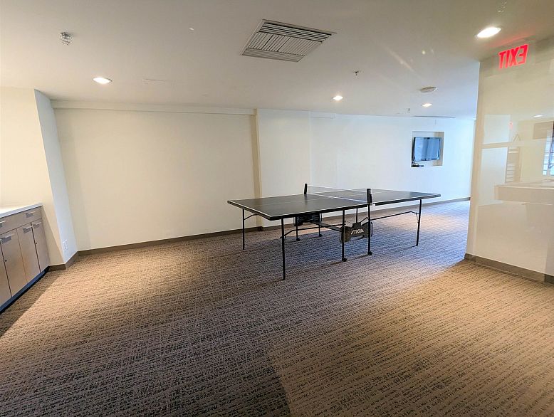 2305 918 Cooperage Way