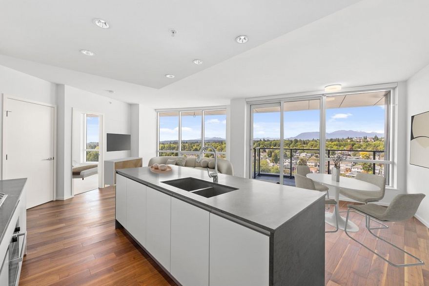 1505 8555 Granville Street