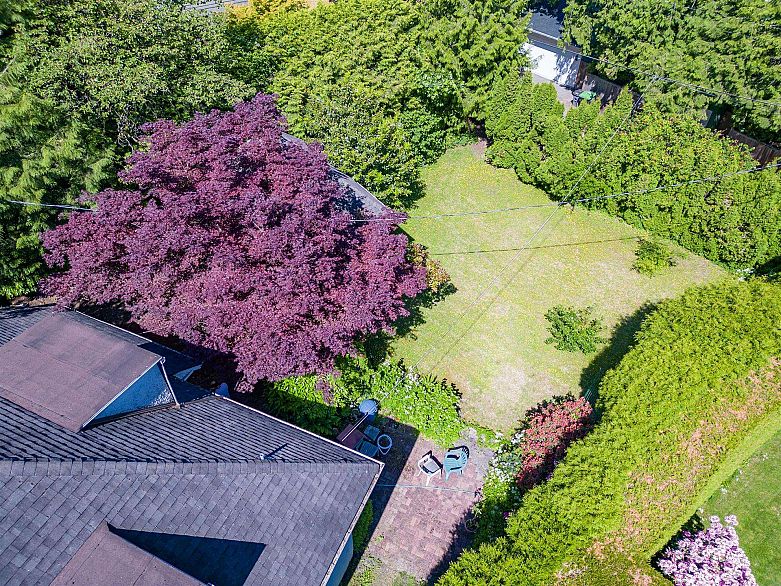 5549 Churchill Street