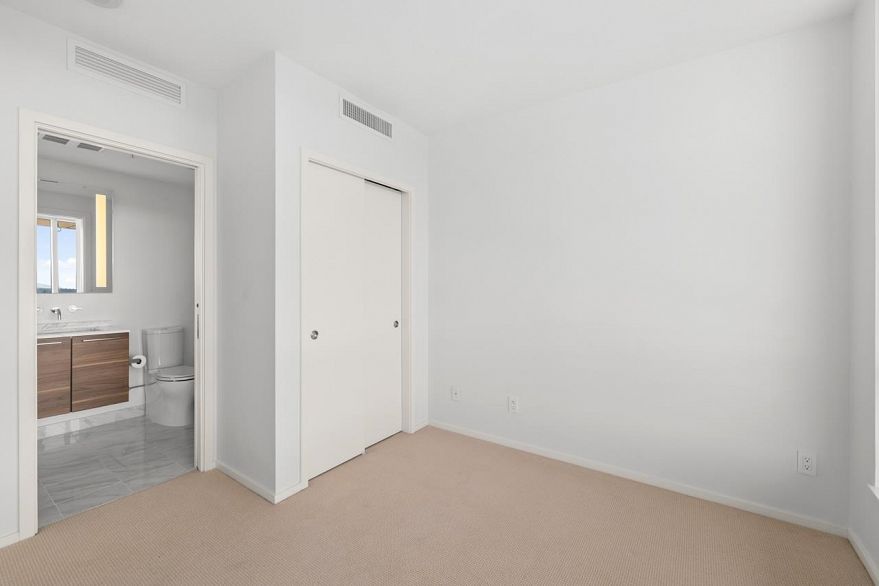 1505 8555 Granville Street