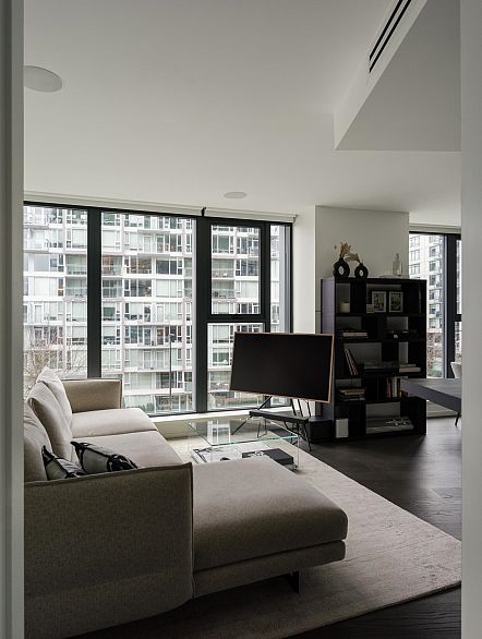 406 1601 Quebec Street