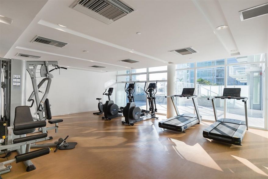 1505 4638 Gladstone Street