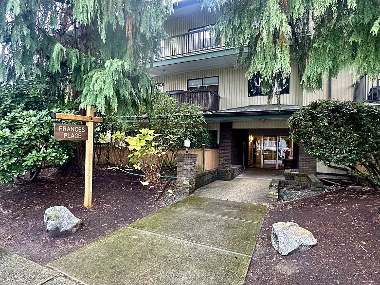 206 1622 Frances Street