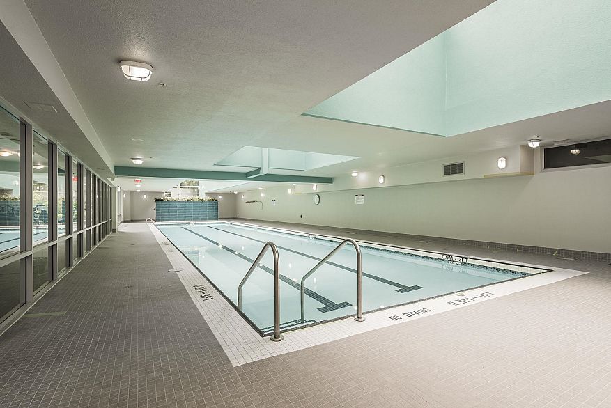 502 928 Richards Street