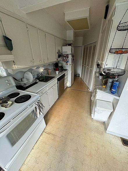 7244 Granville Street