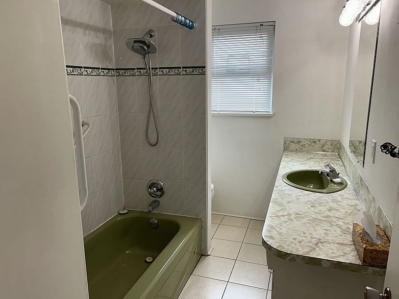 8427- 8431 Shaughnessy Street