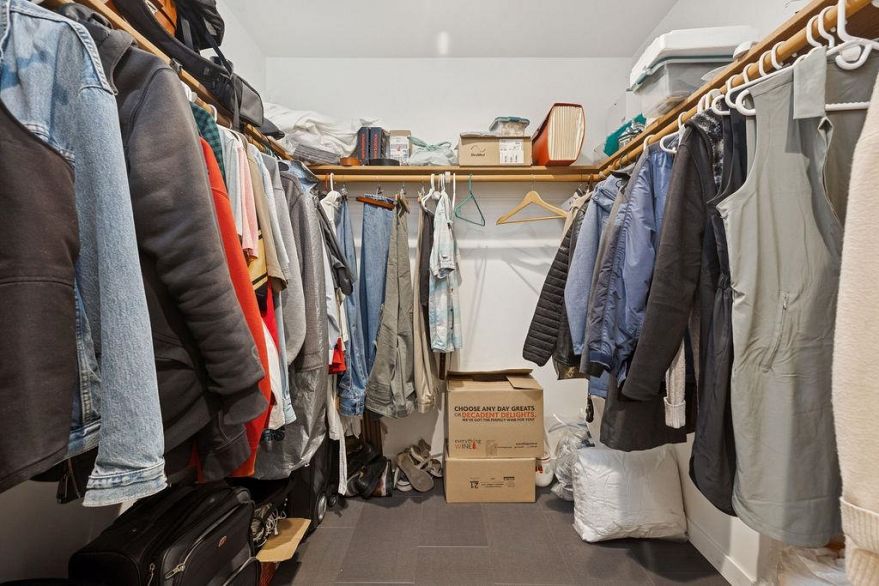 6626 Turnberry Crescent