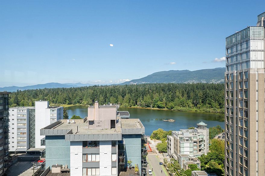 1701 1888 Alberni Street