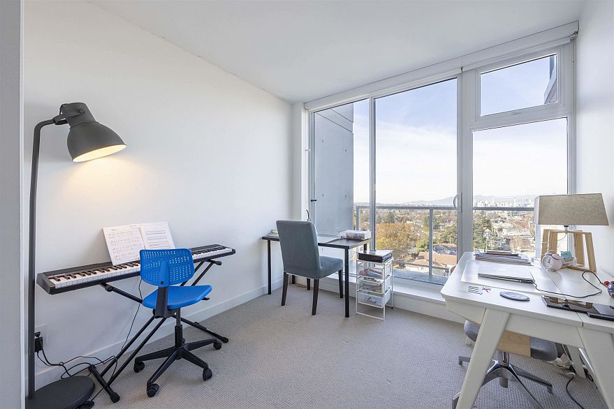 1505 4638 Gladstone Street