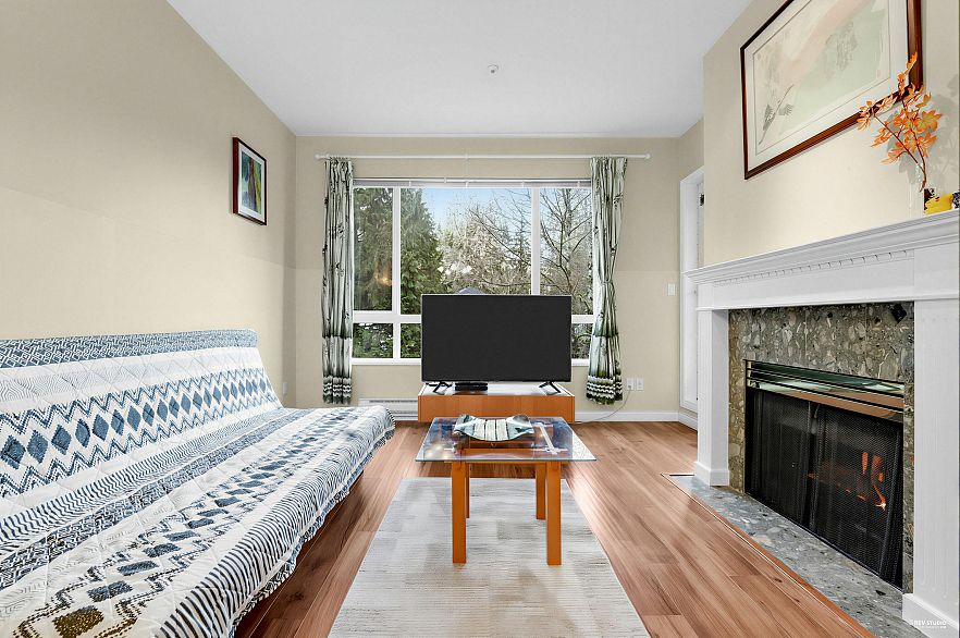 328 5735 Hampton Place