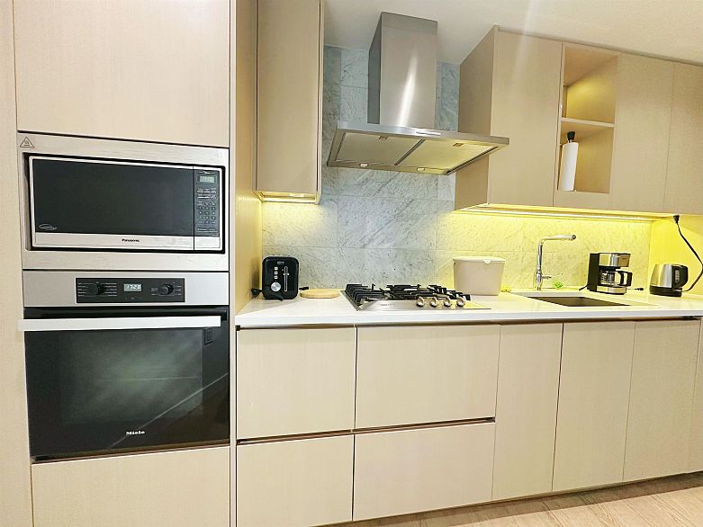 1505 89 Nelson Street