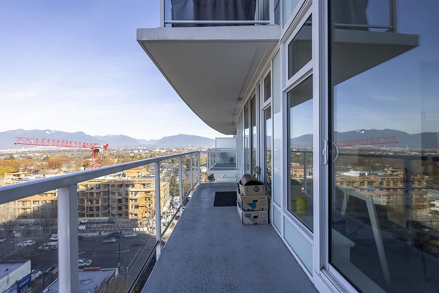 1505 4638 Gladstone Street