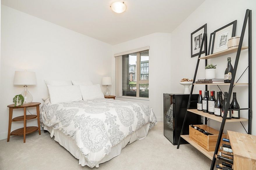 326 738 E 29th Avenue