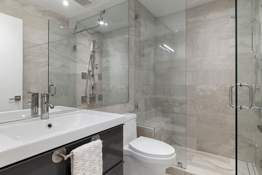 308 755 W 15th Avenue