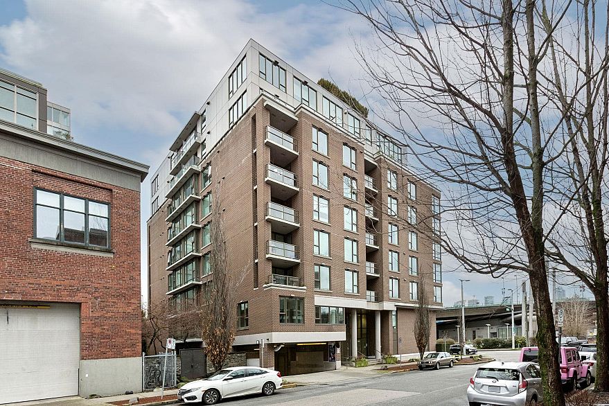 312 1919 Wylie Street