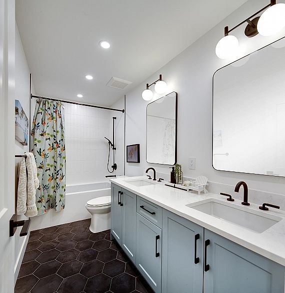 2159 Mcmullen Avenue