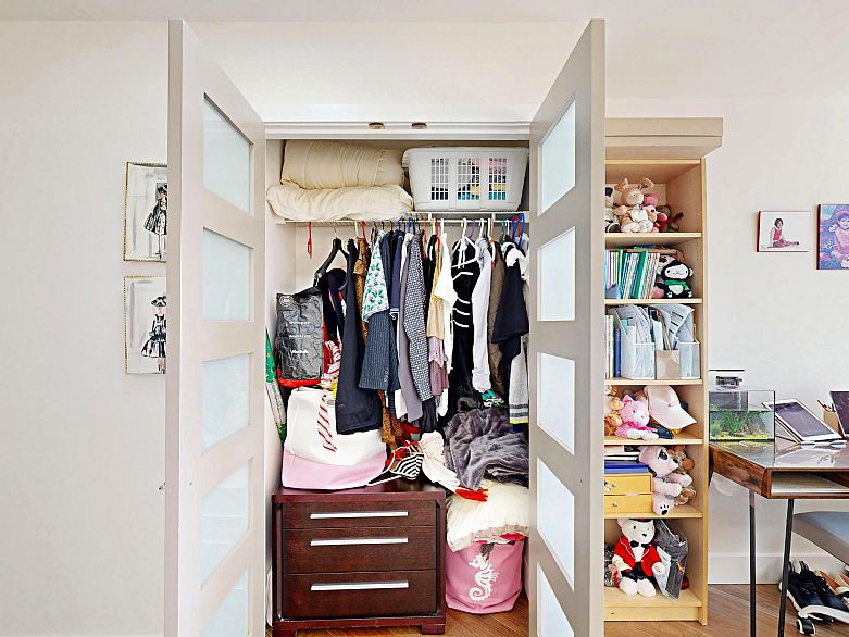 2706 1033 Marinaside Crescent