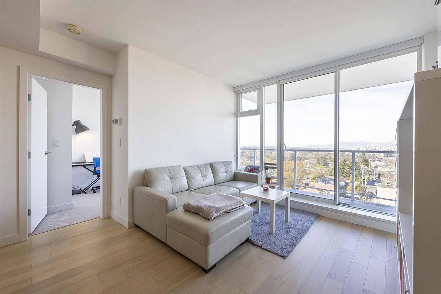 1505 4638 Gladstone Street