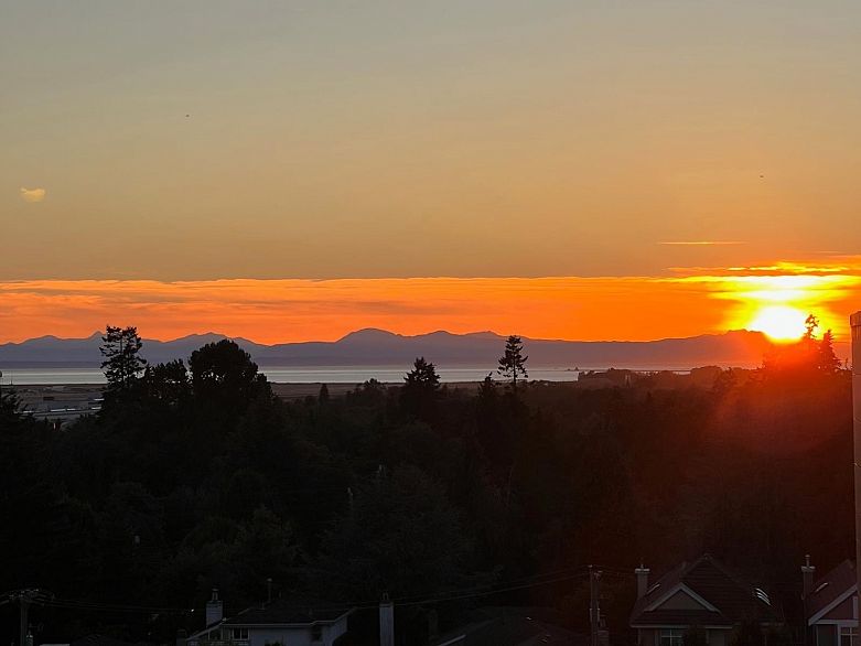 803 8555 Granville Street