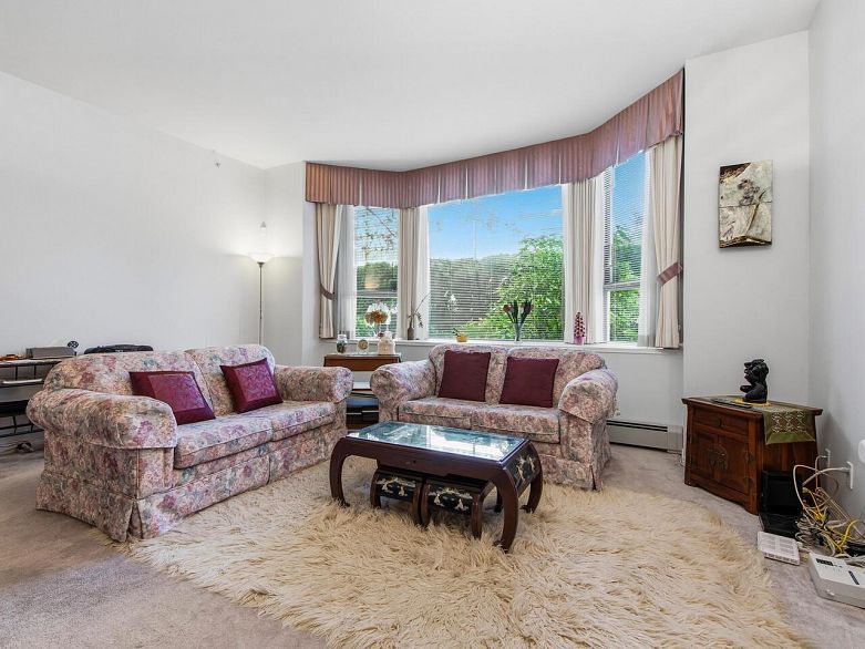 101 2108 W 38th Avenue