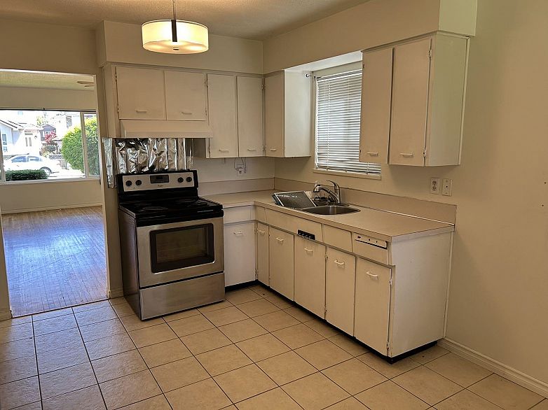 8427- 8431 Shaughnessy Street