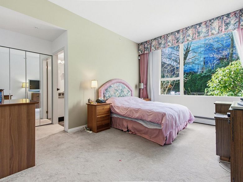 101 2108 W 38th Avenue