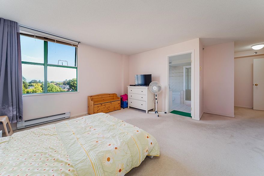 804 518 W 14th Avenue