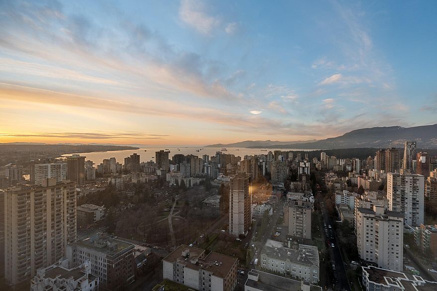 3406 1028 Barclay Street