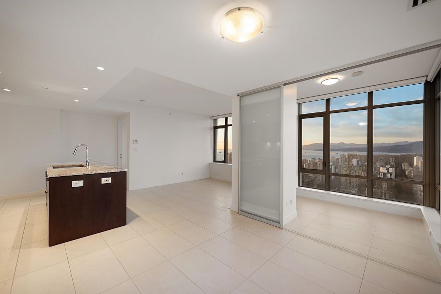 3406 1028 Barclay Street