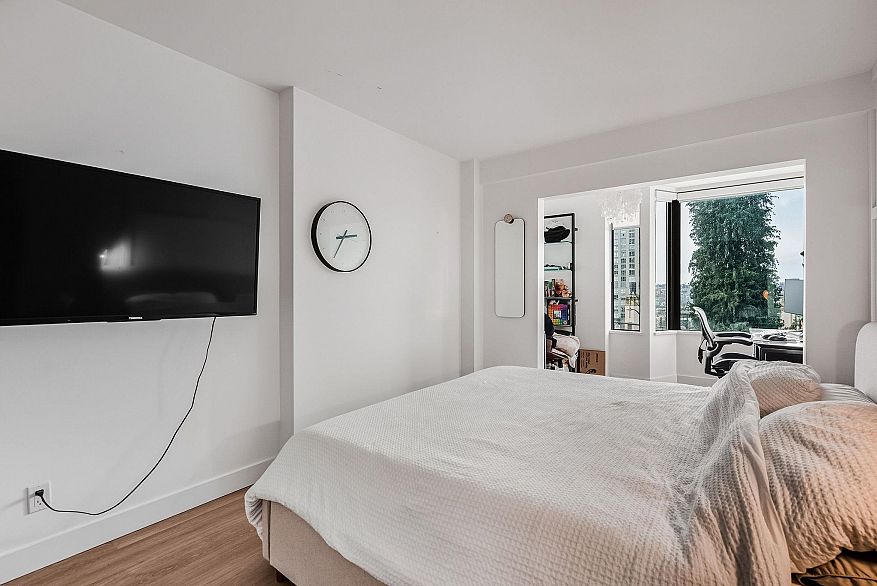 402 1003 Pacific Street