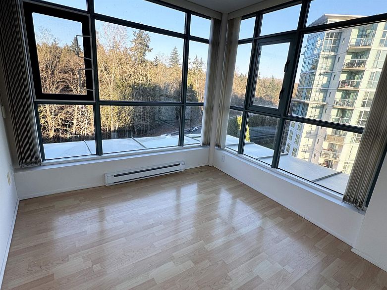 1001 2733 Chandlery Place