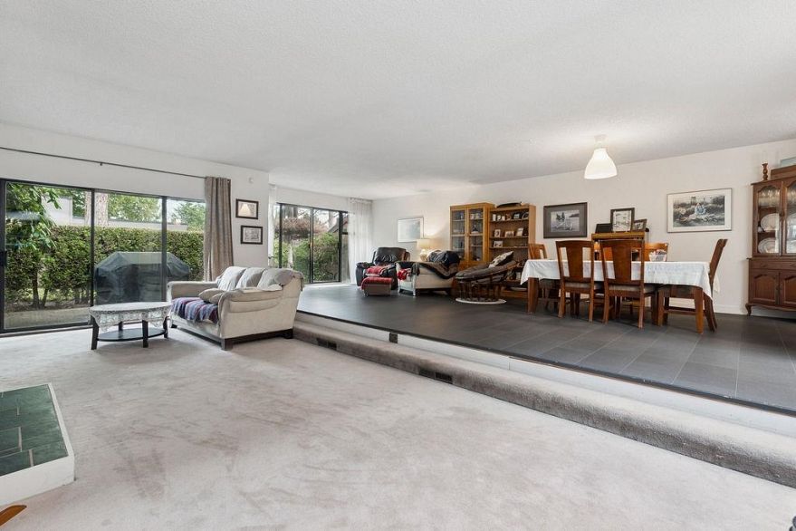 6626 Turnberry Crescent