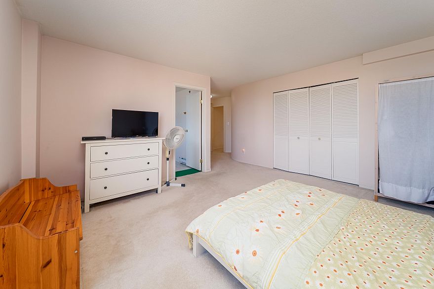 804 518 W 14th Avenue