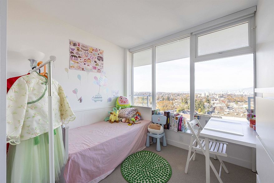 1505 4638 Gladstone Street