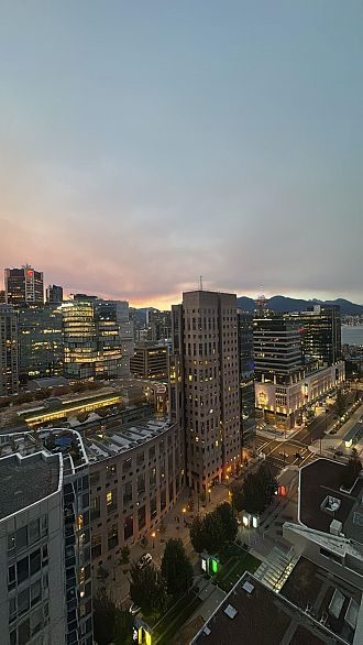 3301 233 Robson Street