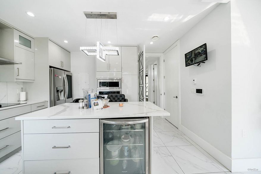 4841 Dumfries Street