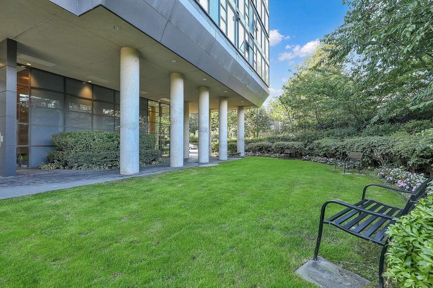 605 1723 Alberni Street