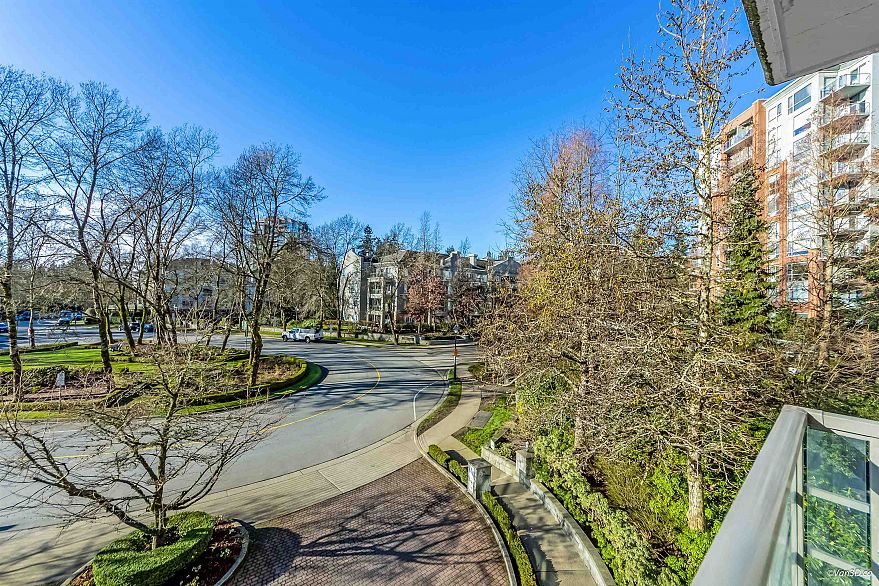 309 5639 Hampton Place