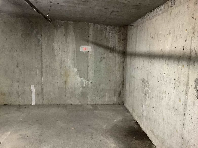 301 16 Lakewood Drive