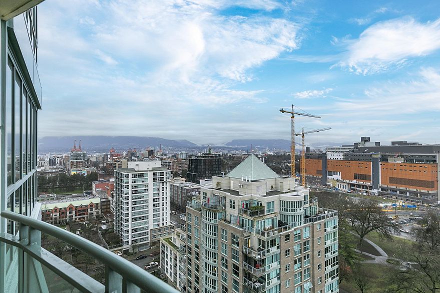 1904 1188 Quebec Street