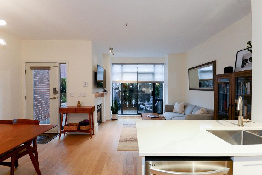 104 2688 Vine Street