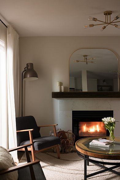 101 2133 Dundas Street